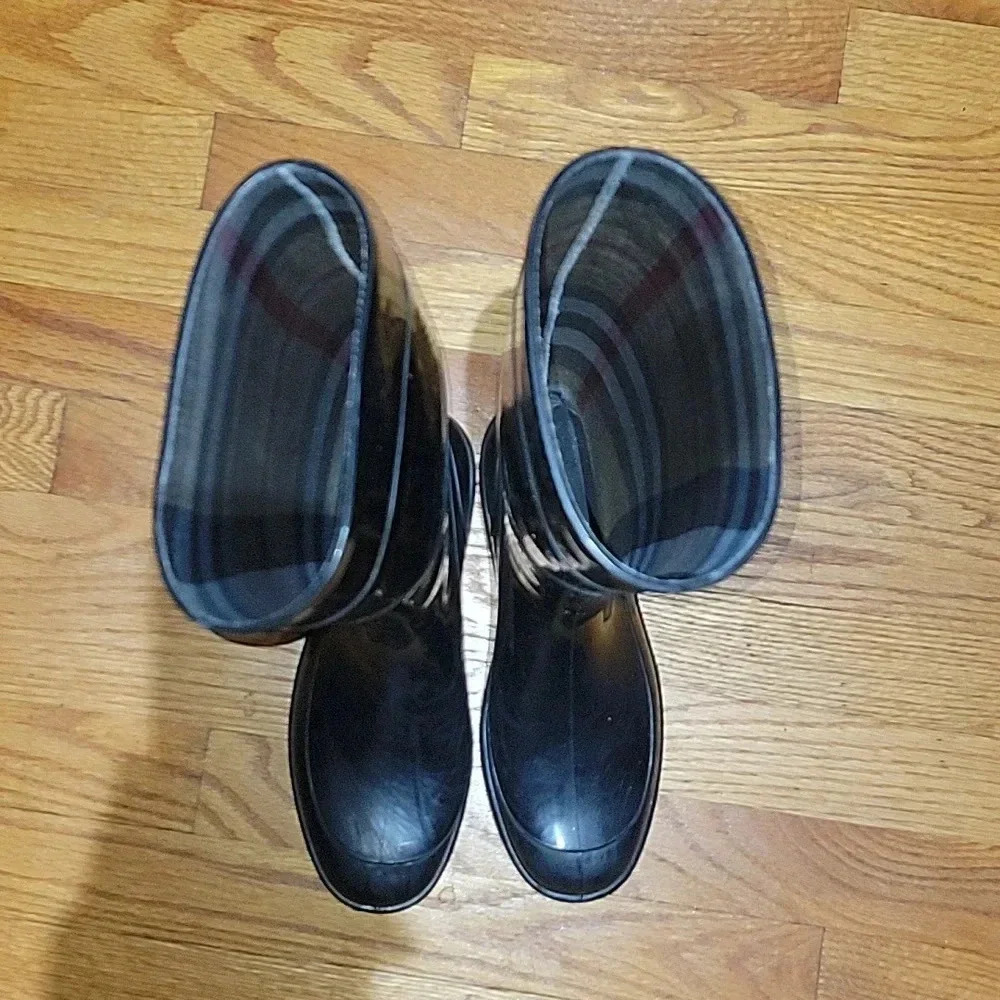 Burberry boot - Picture 2 of 9
